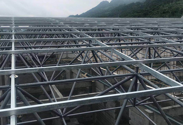 汨罗仁怀冠英学校艺体楼网架
